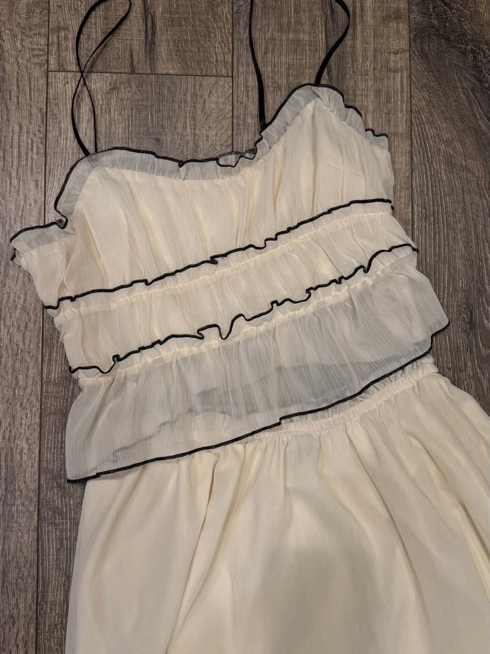 Ivory Ruffled Set - Picture 3 of 5